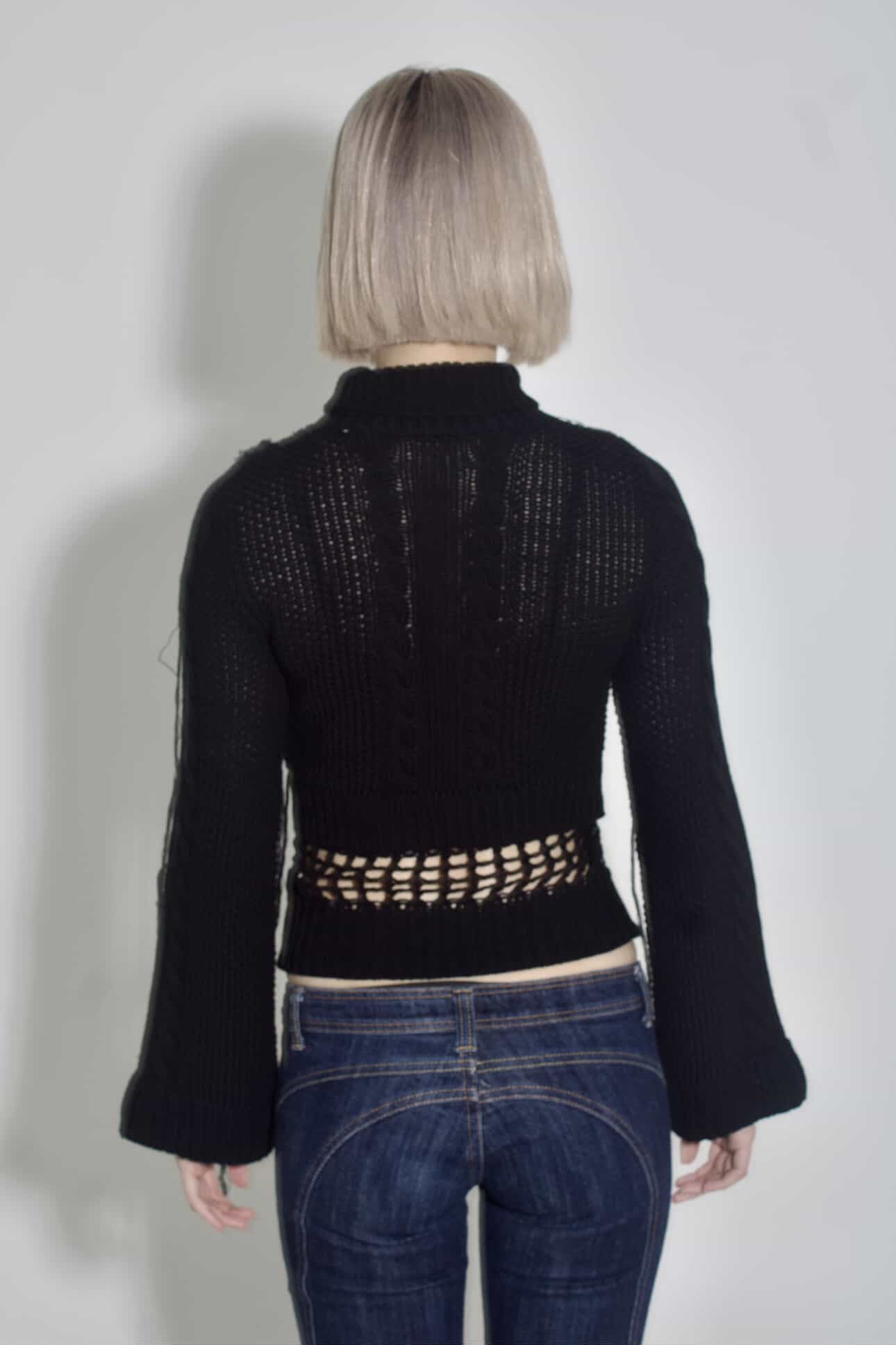 Black knitted top