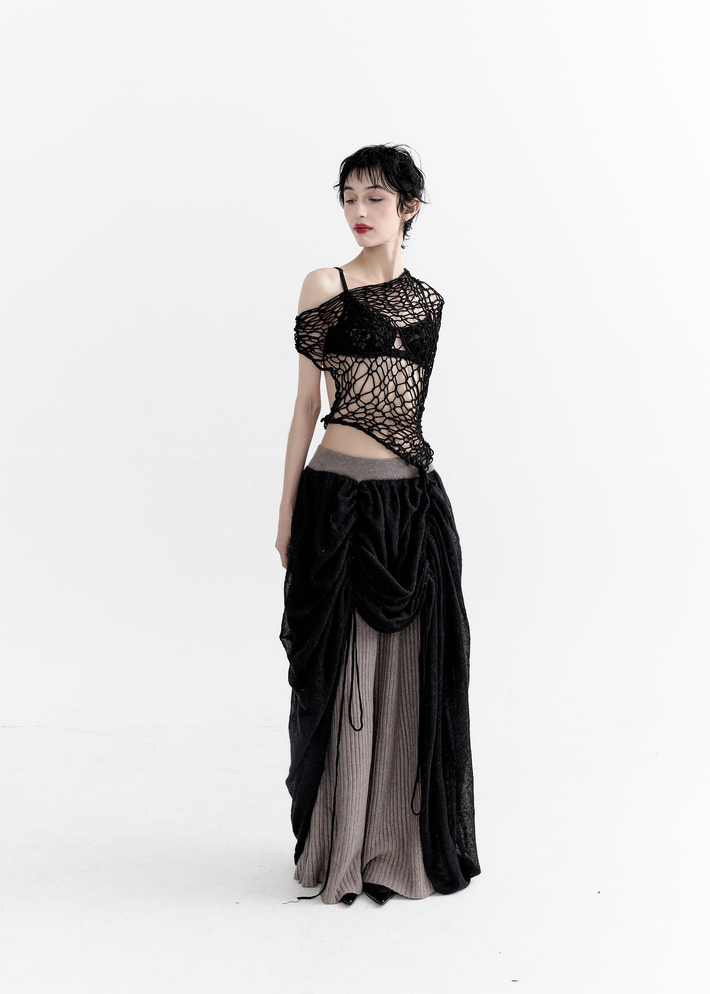 Noir Skirt