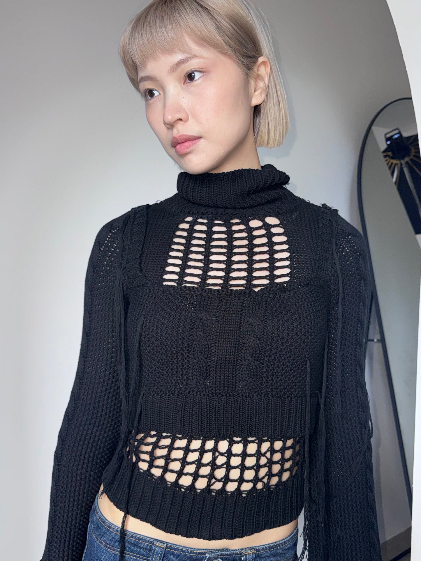 Black knitted top
