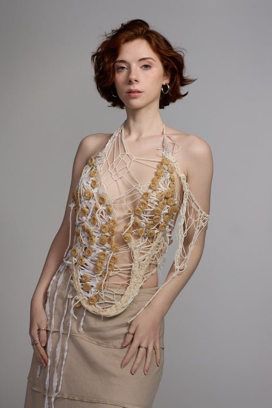 Yarn and buttons corset