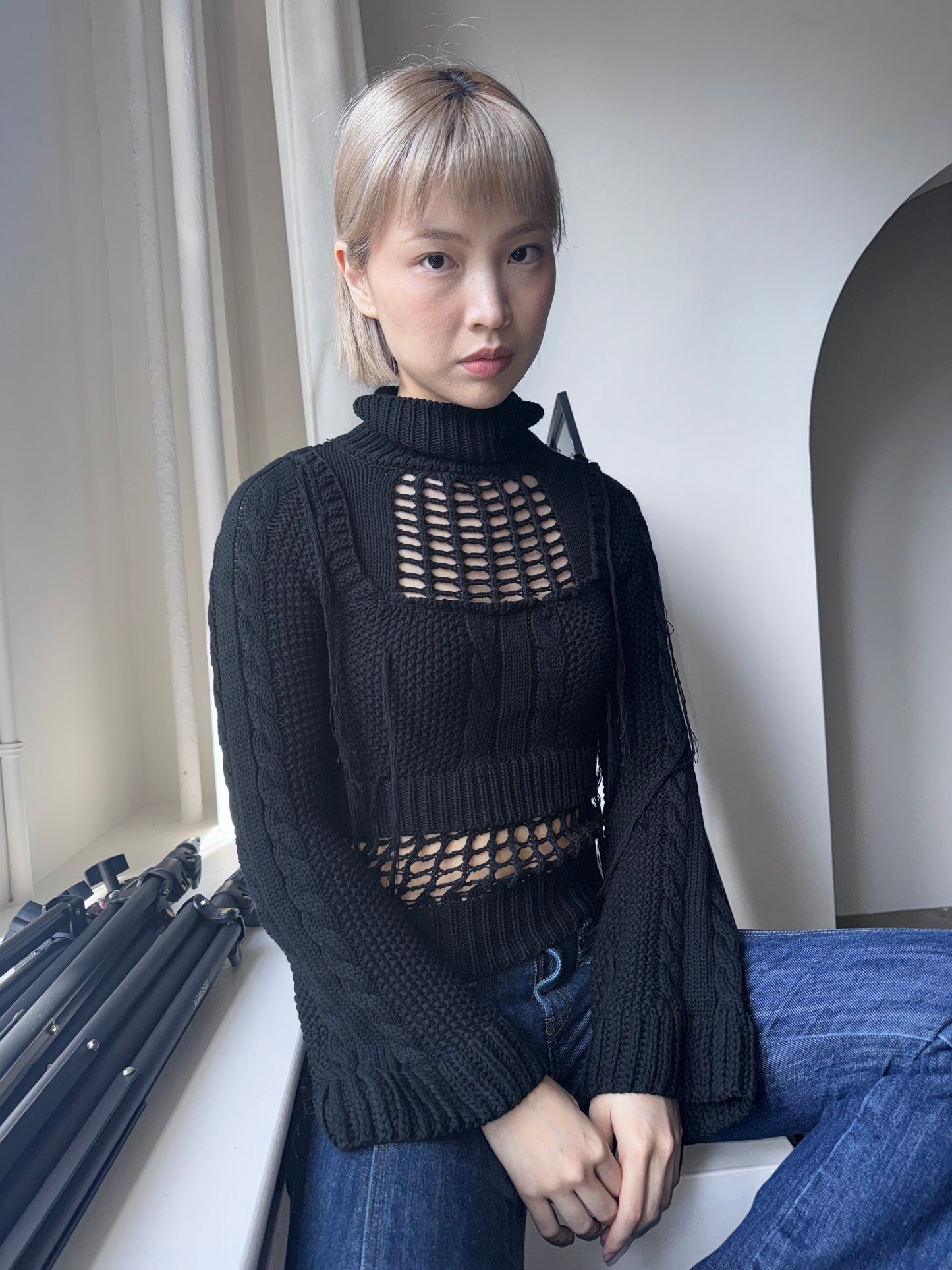 Black knitted top