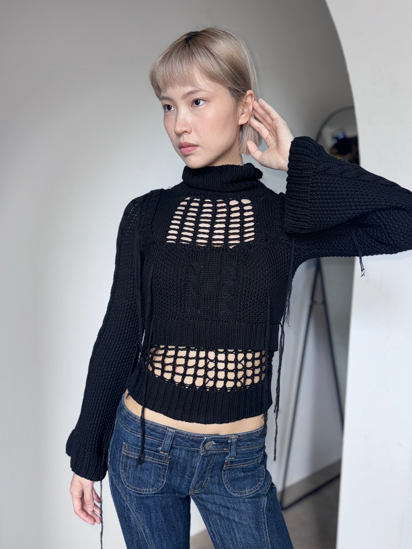 Black knitted top