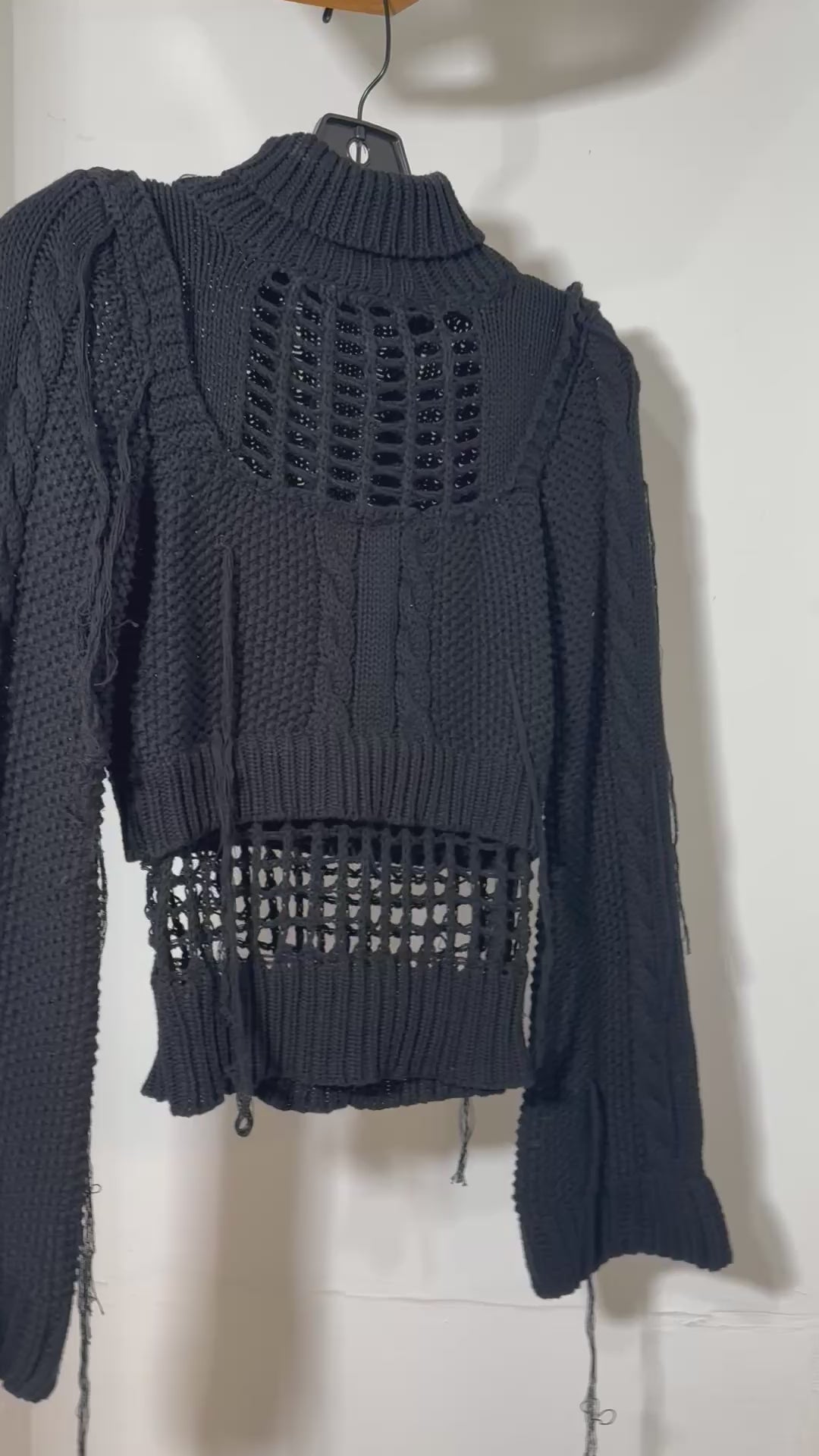 Black knitted top – Imurani